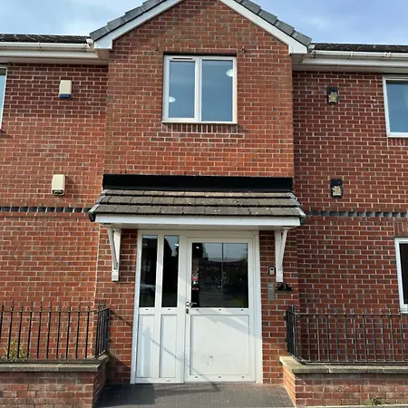 Modern, Sleeps 10, Parking, Etihad, Coop Live, Park, Manchester-2
